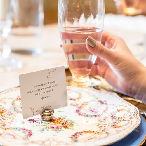 Incomparable: Reflections on Jesus Scripture Cards