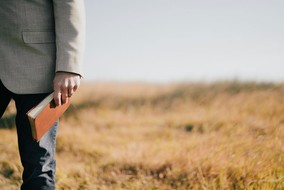 Praying for Your Pastor Challenge: A 30-Day Guide image